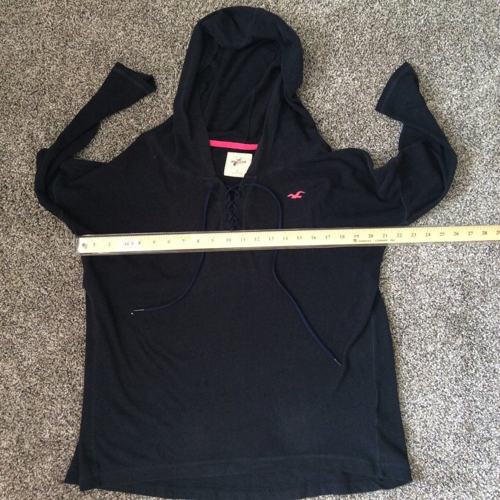 hollister hoodies women size small